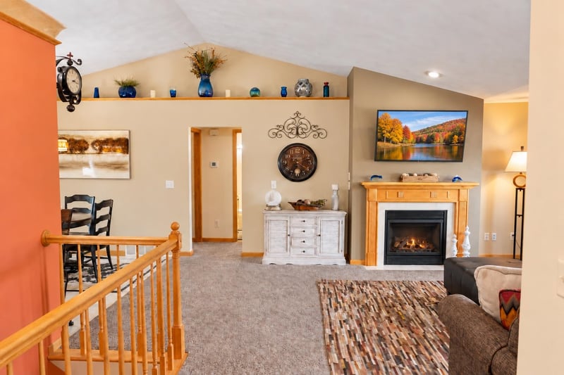 W6653 Emerald Ln, Greenville, WI 54942