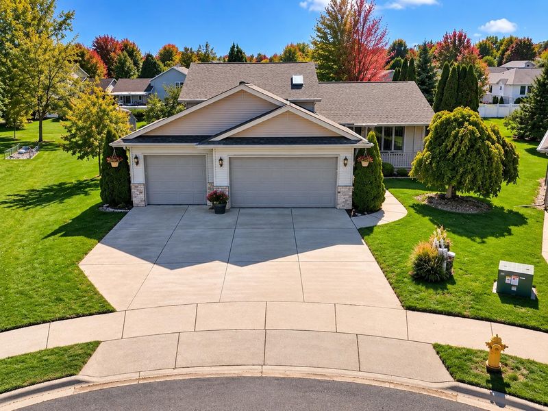 3110 Bailey Ct, Oshkosh, WI 54904