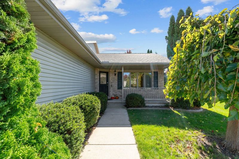 3110 Bailey Ct, Oshkosh, WI 54904