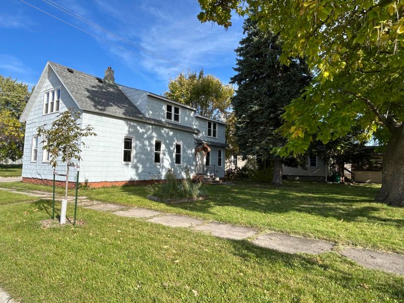 800 Smith St, Green Bay, WI 54302