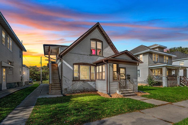 832 S Maple Ave, Green Bay, WI 54304