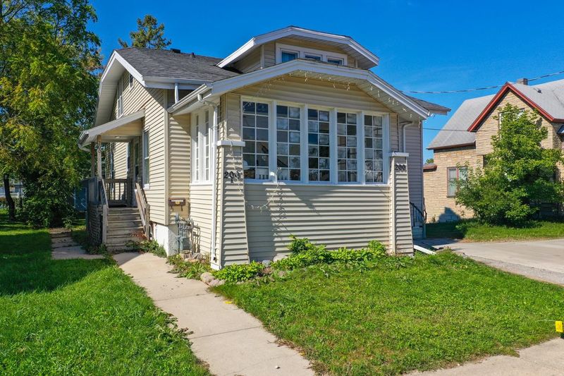 200 Oak St, Green Bay, WI 54303-1816