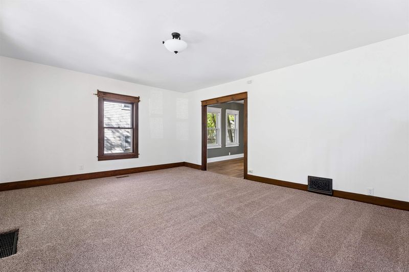 514 E Mckinley St, Appleton, WI 54915