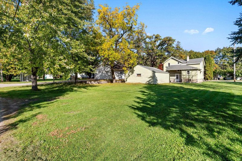 1513 Oshkosh Ave, Oshkosh, WI 54902