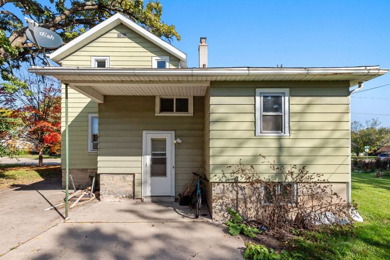 1513 Oshkosh Ave, Oshkosh, WI 54902