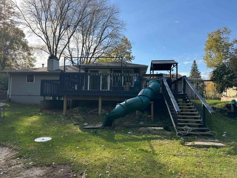 2700 He Nis Ra Ln, Green Bay, WI 54304-1310