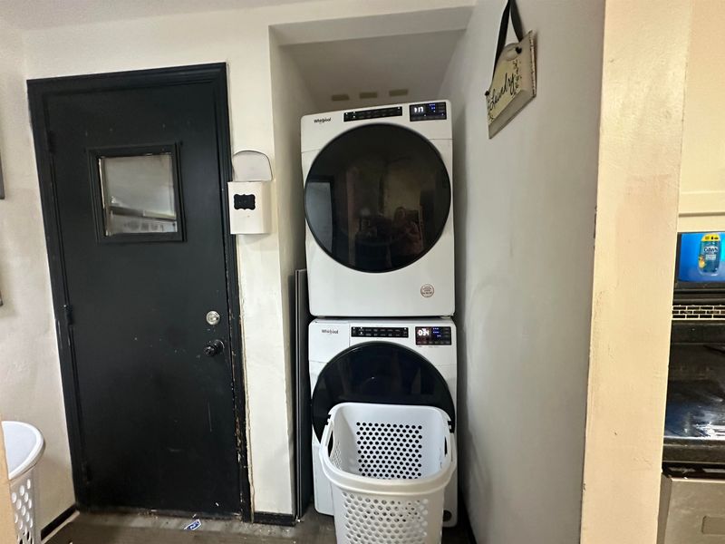 2700 He Nis Ra Ln, Green Bay, WI 54304-1310