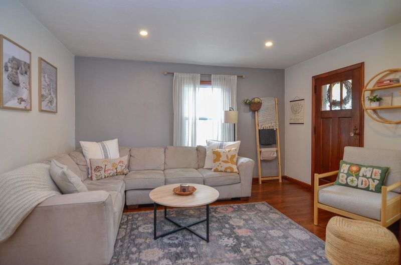 1123 Wirtz Ave, Green Bay, WI 54304-2545