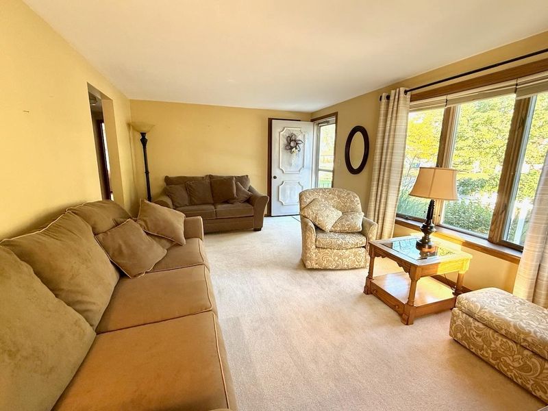804 Mitchell St, Green Bay, WI 54304