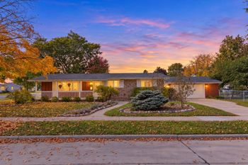 1135 Windsor St, Oshkosh, WI 54902