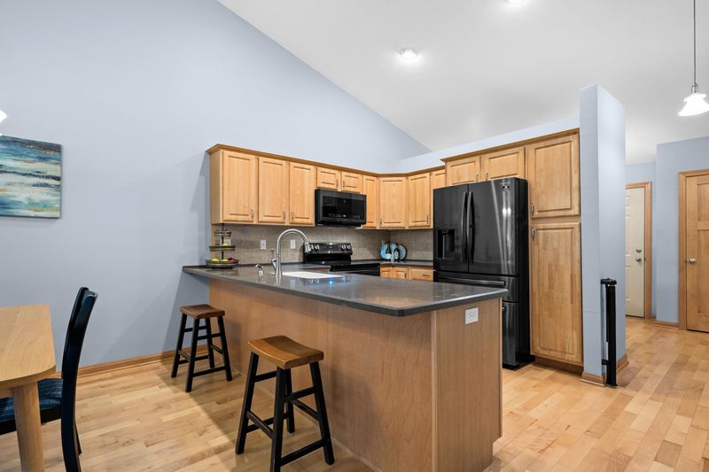 4502 W Trasino Way, Appleton, WI 54913-7955