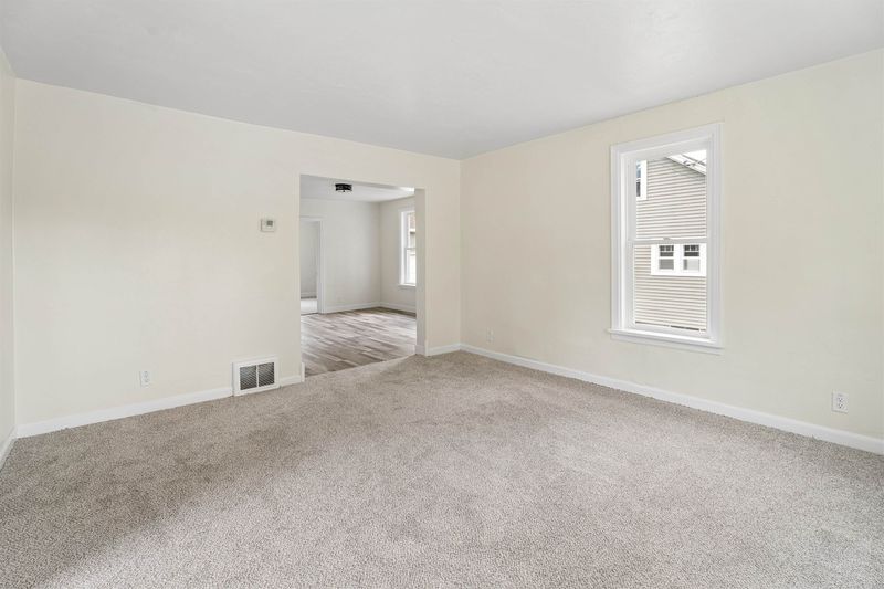 1131 W Winnebago St, Appleton, WI 54914