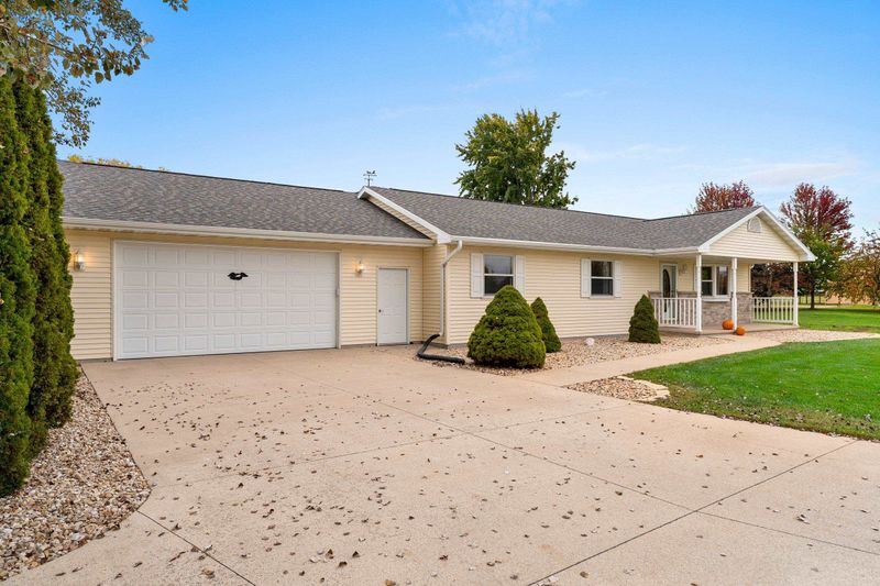 N8474 Firelane 12, Menasha, WI 54952