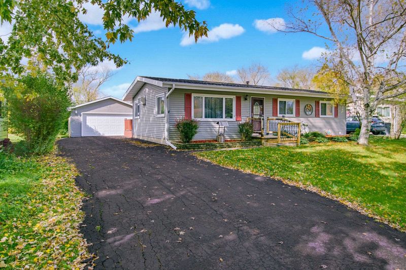 531 Mckinley Ave, Omro, WI 54963