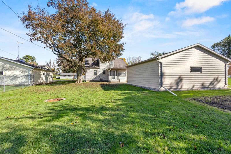 2417 Gmeiner Rd, Appleton, WI 54915