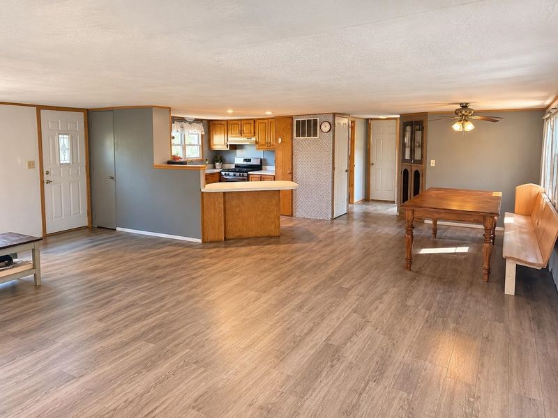 N3210 Bungert Ln, Hortonville, WI 54944