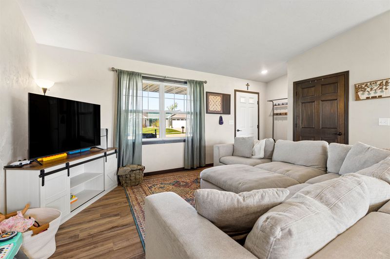 3260 S Weiler Rd, Kaukauna, WI 54130