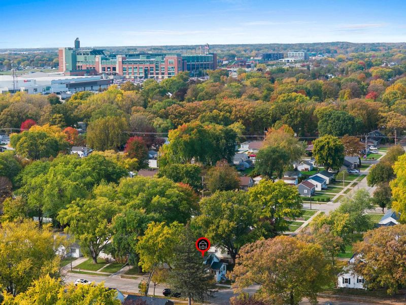 921 Liberty St, Green Bay, WI 54304