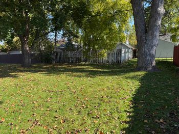 1222 Bowen St, Oshkosh, WI 54901