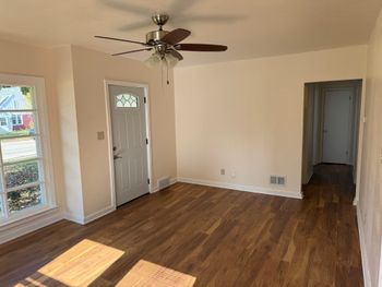1222 Bowen St, Oshkosh, WI 54901