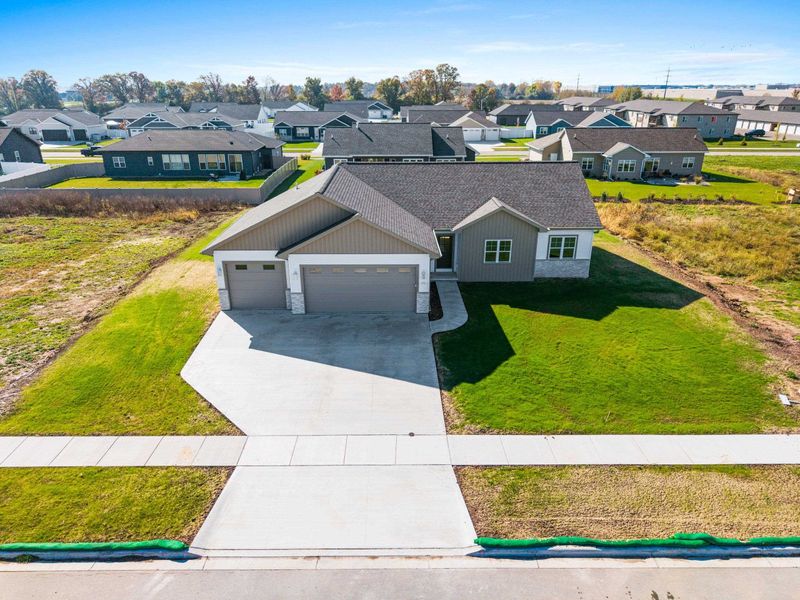 373 Brookline Ave, De Pere, WI 54115