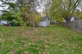 1339 E Walnut St, Green Bay, WI 54301