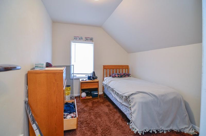 728 Madison St, Little Chute, WI 54140-1626