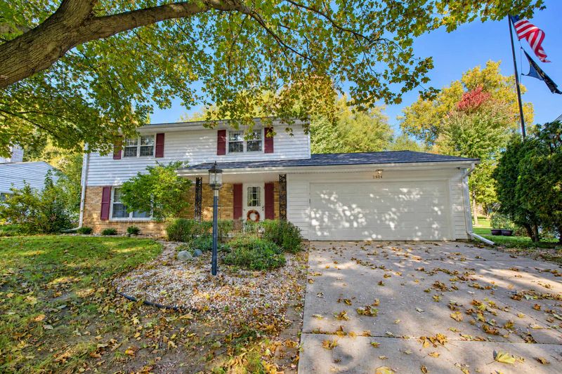 2504 Bittersweet Ave, Green Bay, WI 54301