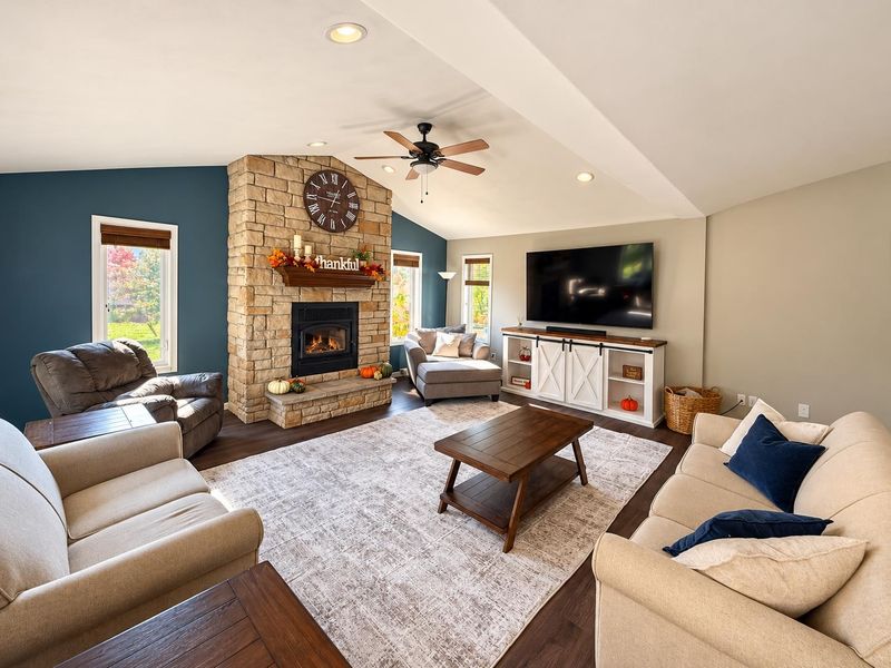 W5797 Hoelzel Way, Appleton, WI 54915