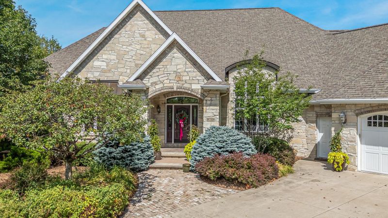 W7358 W Spencer Rd, Appleton, WI 54914