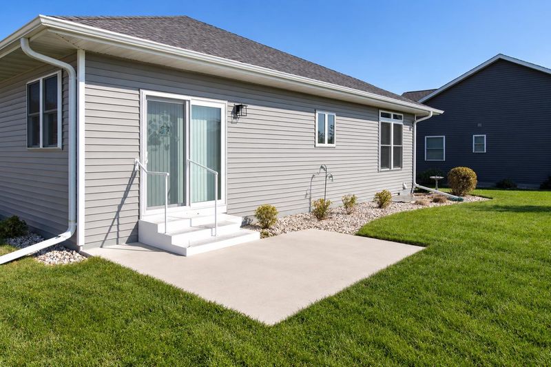 3417 Caden Ct, Oshkosh, WI 54904-4000