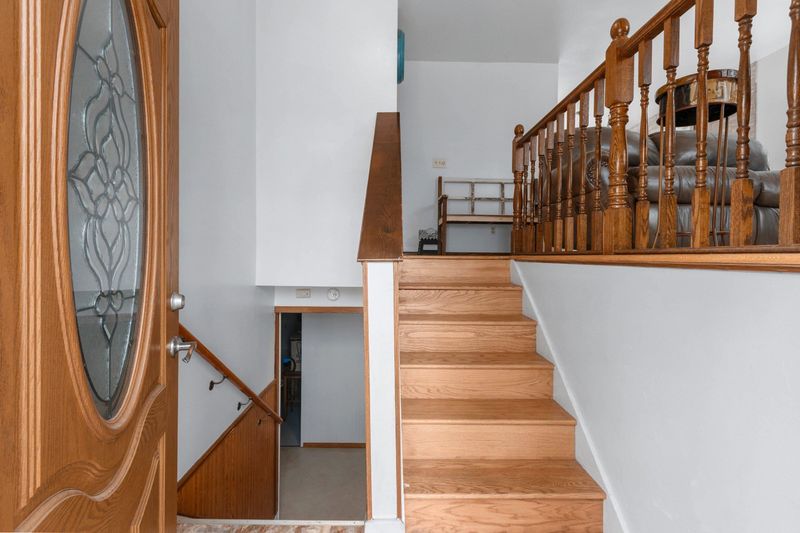 1506 E Lieg Ave, Shawano, WI 54166-3664