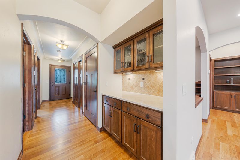 5331 N Haymeadow Ave, Appleton, WI 54913