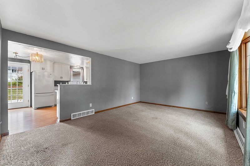 2544 Libal St, Green Bay, WI 54301-1747