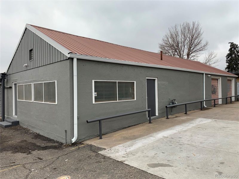 2650 W 44th Ave, Denver, CO 80211