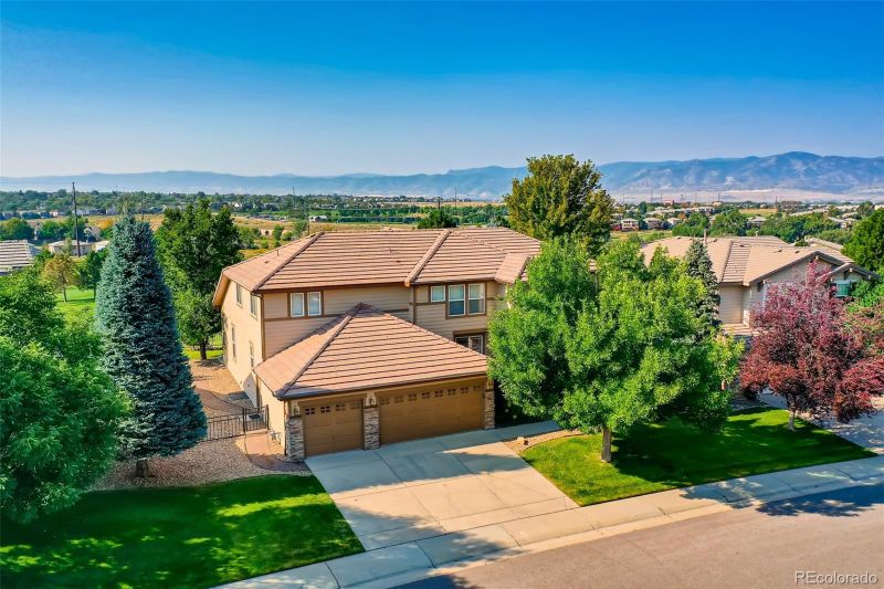 2558 Rockbridge Dr, Highlands Ranch, CO 80129