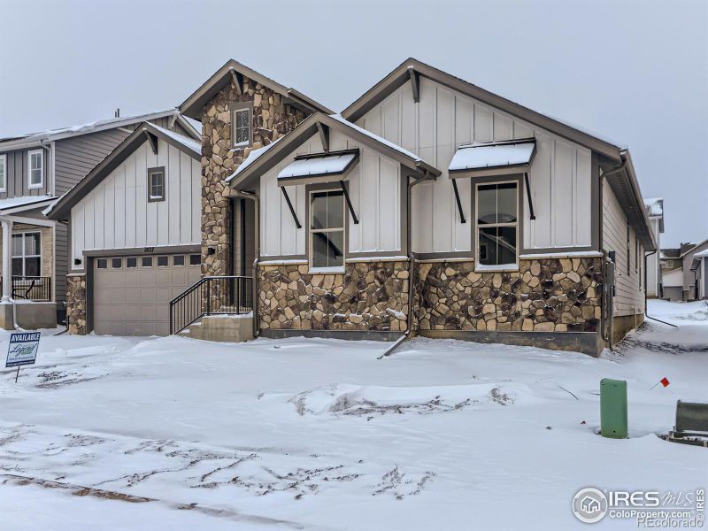 1827 Windfall Dr, Windsor, CO 80550