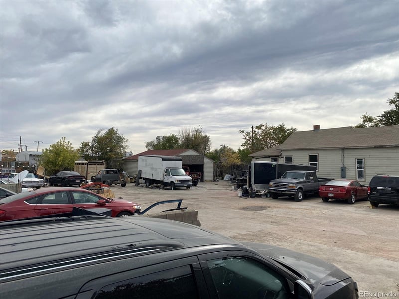 4964 Pearl St, Denver, CO 80216
