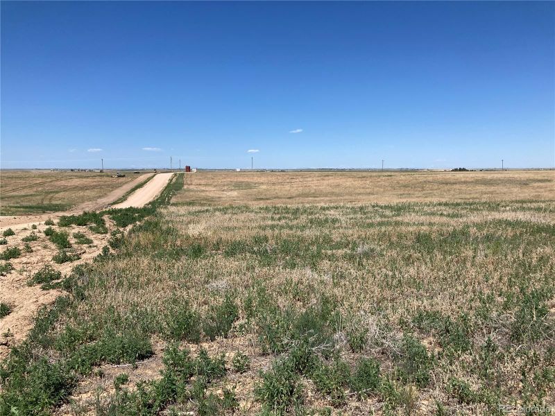 57611 E Evans Pl, Strasburg, CO 80136