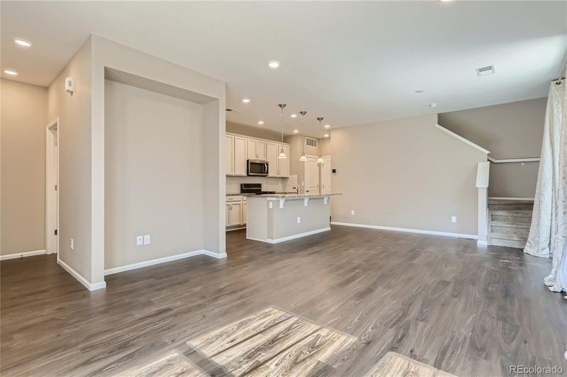 21987 E Quincy Cir, Aurora, CO 80015