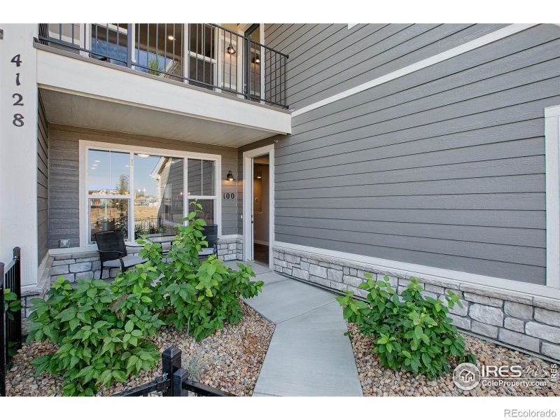 350 High Point Dr #105, Longmont, CO 80504
