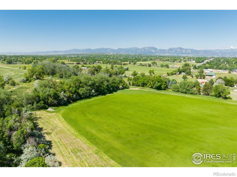 10327 Arapahoe Rd, Lafayette, CO 80026