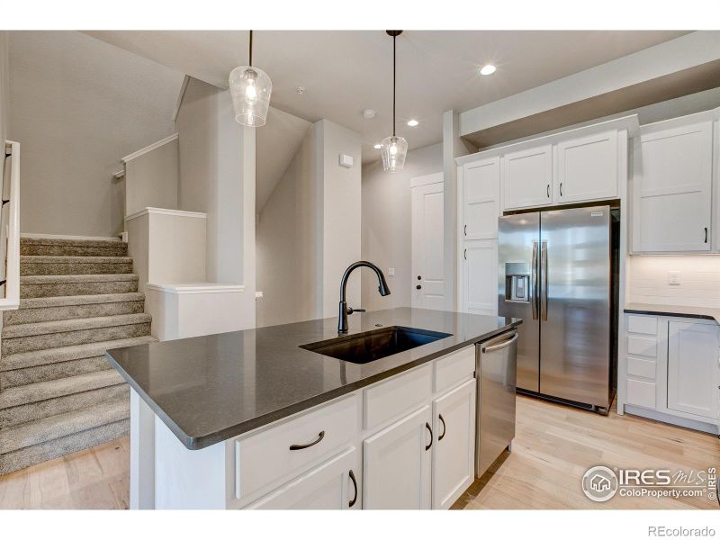 178 High Point Dr, Longmont, CO 80504