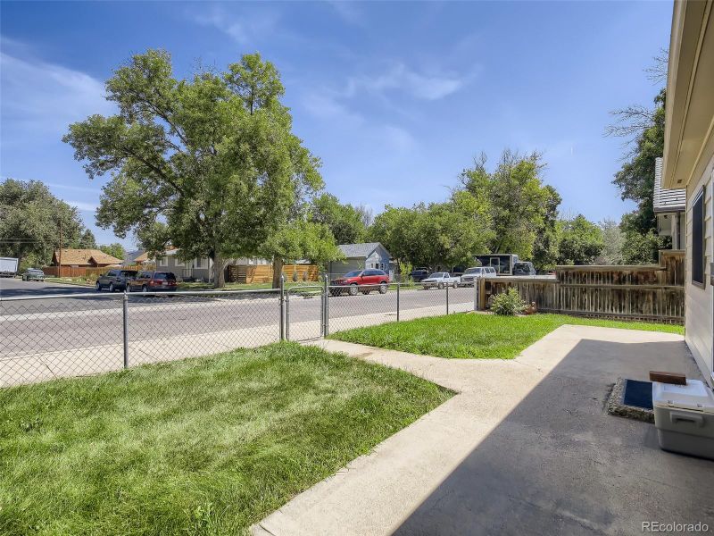 512 E Emma St, Lafayette, CO 80026