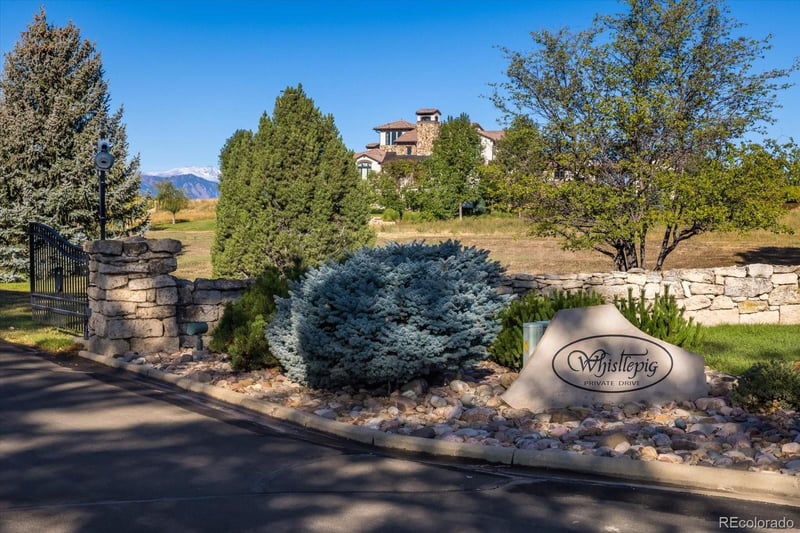 1800 Mallard Dr, Broomfield, CO 80020