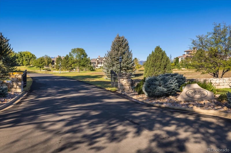 1800 Mallard Dr, Broomfield, CO 80020