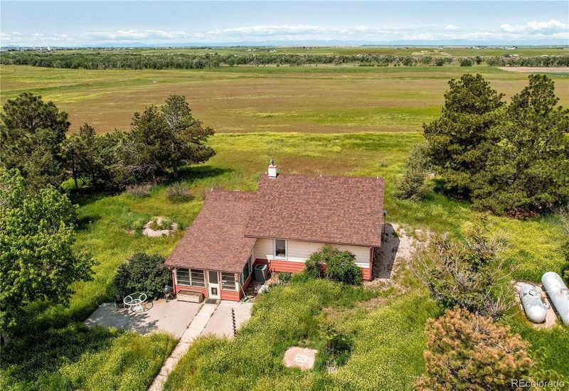 5049 Yulle Rd, Bennett, CO 80102