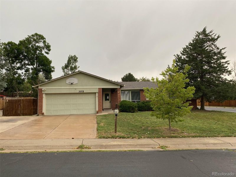3375 S Kittredge St, Aurora, CO 80013