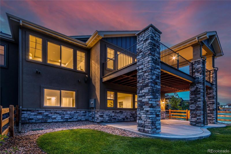 7218 Parfet Ct, Arvada, CO 80005