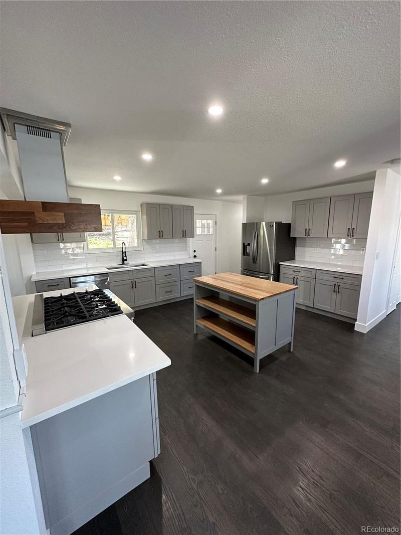 10 Southridge Way, Littleton, CO 80120